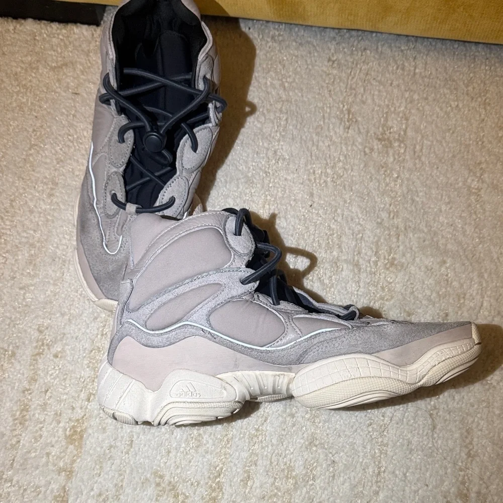 Adidas Yeezy 500 High Mist Stone - Picture 3 of 6